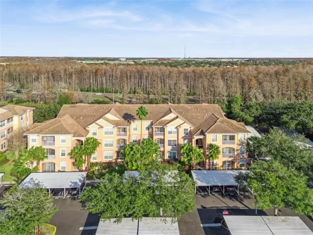 MLS: O6372354 Condo For Sale