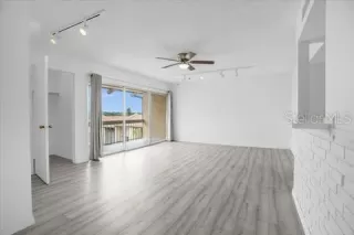 Photo #2: O6372390 Listing