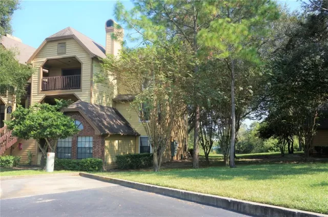 MLS: O6372433 Condo For Sale