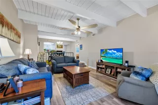 Photo #1: O6372476 Listing