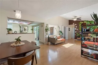 Photo #5: O6372637 Listing 