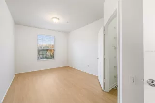 Photo #4: O6373045 Listing 