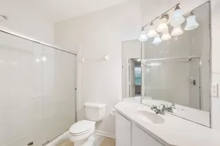 Photo #6: O6373045 Listing 