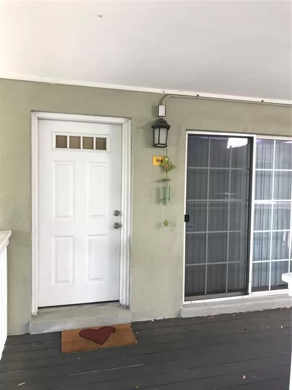 MLS: O6373124 Condo For Sale