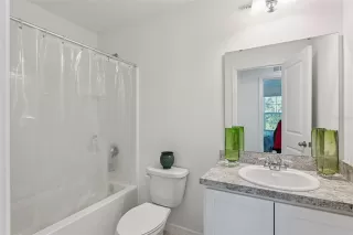 Photo #6: O6373149 Listing 