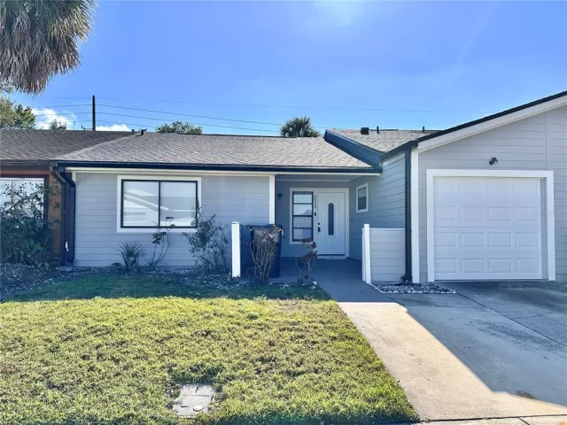 MLS: O6373229 Condo For Sale