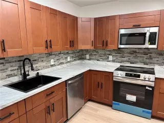 Photo #1: O6373229 Listing 