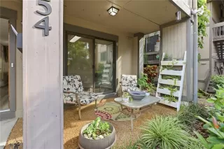 Photo #2: O6373244 Listing