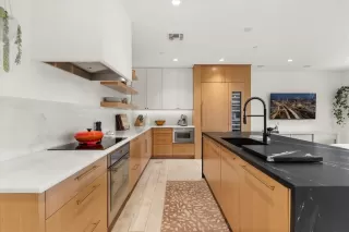 Photo #6: O6373348 Listing 