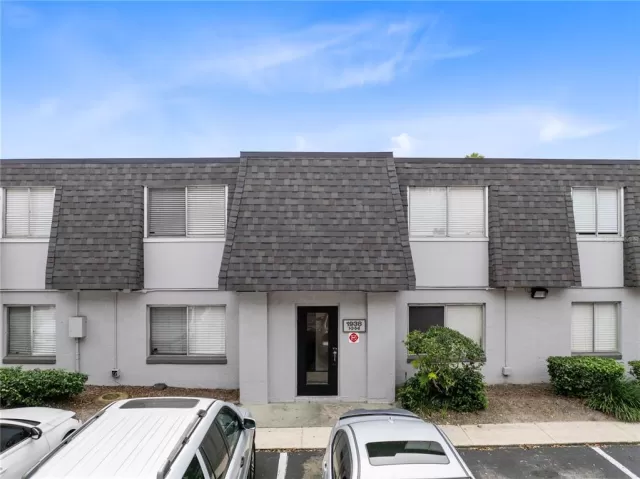 MLS: O6373401 Condo For Sale