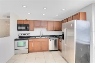 Photo #6: O6373401 Listing 