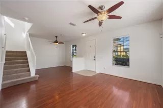 Photo #4: O6373474 Listing 