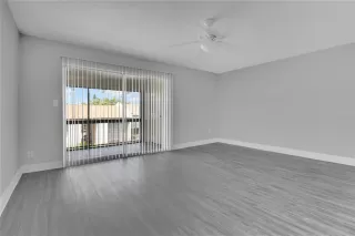 Photo #4: O6373700 Listing 