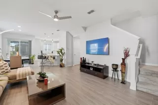 Photo #3: O6373796 Listing