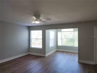 Photo #2: O6373818 Listing 