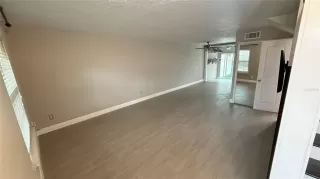 Photo #4: O6373900 Listing