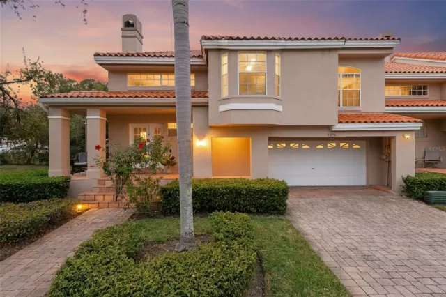 MLS: O6374026 Condo For Sale