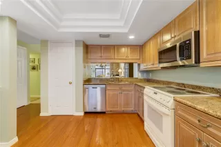 Photo #5: O6374195 Listing 