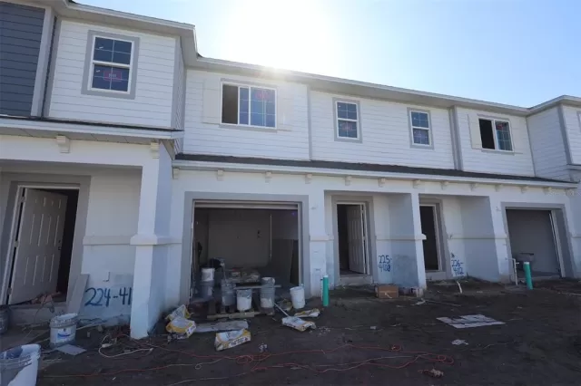 MLS: O6374200 Condo For Sale