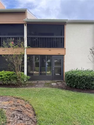 Photo #2: O6374373 Listing