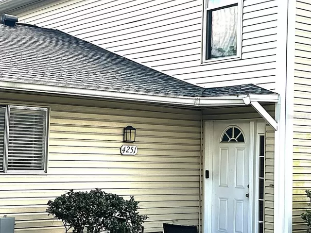 MLS: O6374497 Condo For Sale