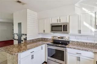 Photo #3: O6374631 Listing 