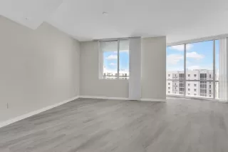 Photo #4: O6374701 Listing