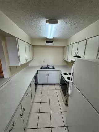 Photo #4: O6374721 Listing 