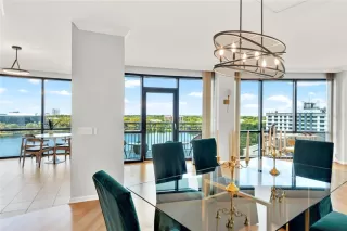 Photo #2: O6374781 Listing 