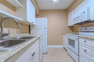 Photo #4: O6374787 Listing 