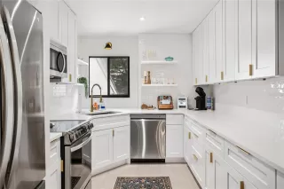 Photo #6: O6374882 Listing 