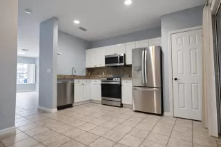 Photo #3: O6374888 Listing 