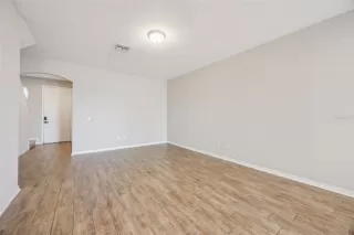 Photo #3: O6375059 Listing 