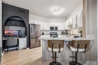 Photo #3: O6375230 Listing