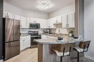 Photo #4: O6375230 Listing