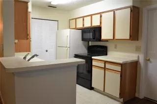 Photo #5: O6375246 Listing 