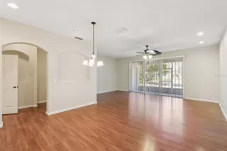 Photo #2: O6375318 Listing