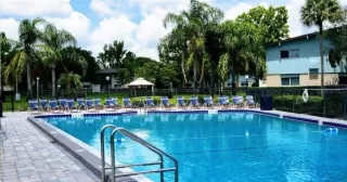 Photo #1: O6375348 Listing 