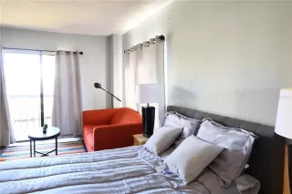 Photo #5: O6375355 Listing 