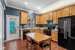 Photo #5: O6375364 Listing 