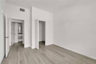 Photo #4: O6375469 Listing 