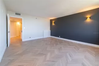 Photo #5: O6375511 Listing 