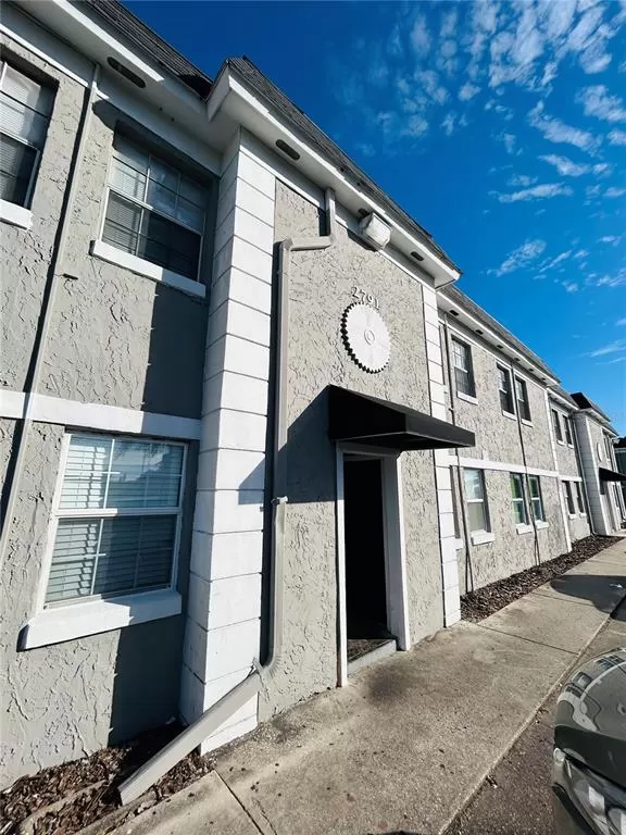 MLS: O6375518 Condo For Sale