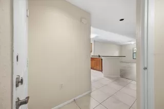 Photo #3: O6375535 Listing