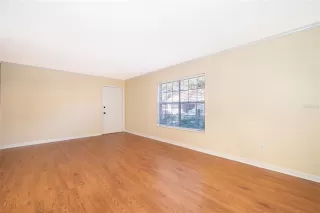 Photo #6: O6375647 Listing