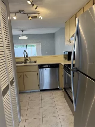 Photo #4: O6375686 Listing 