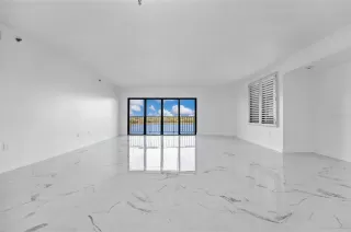 Photo #3: O6375780 Listing 