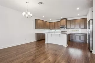 Photo #3: O6375843 Listing 