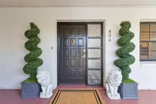 Photo #1: O6375851 Listing