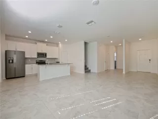 Photo #2: O6375860 Listing